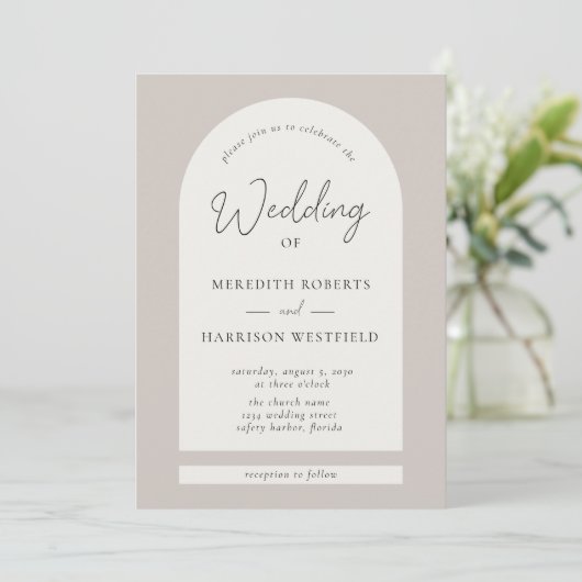 Modern Script Arch Lijst Taupe Ecru Bruiloft Kaart (Staand voorkant)