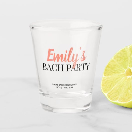 Modern Script Bachelorette Party Shot Glas (Voorkant)