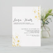 Modern Script Black White Floral Wedding Gold Folie Uitnodiging (Staand Voorkant)