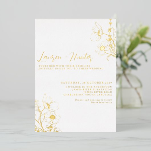 Modern Script Black White Floral Wedding Gold Folie Uitnodiging (Staand Voorkant)