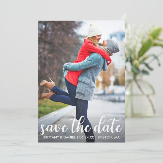 Modern script | De datum-foto opslaan Save The Date (Staand voorkant)