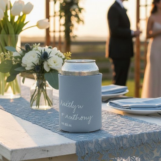 Modern Script Dusty Blue Minimalistic Wedding Blikjeskoeler