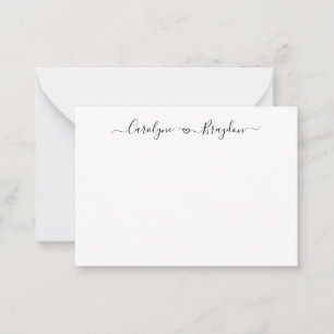 Modern Script Heart Couple Name Wedding Pas getrou Notitiekaartje