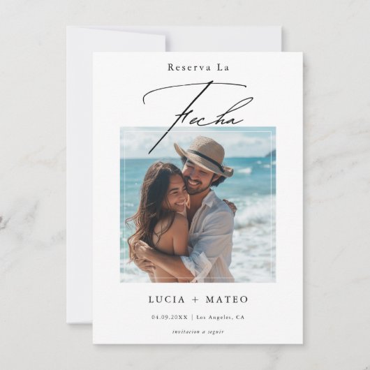 Modern Script Minimalistische Spaanse trouwfoto Save The Date (Voorkant)