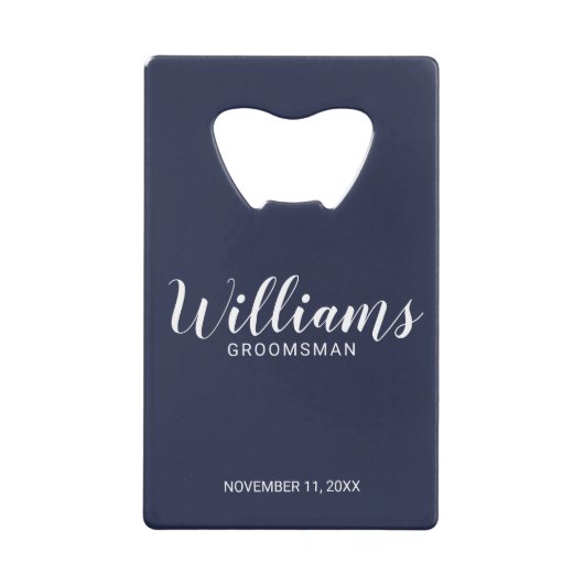 Modern Script Navy Blue Personalized Groomsmen Kredietkaart Flessenopener (Voorkant)