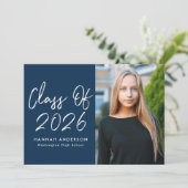 Modern Script Navy Class of 2025 Graduation Party Kaart (Staand voorkant)
