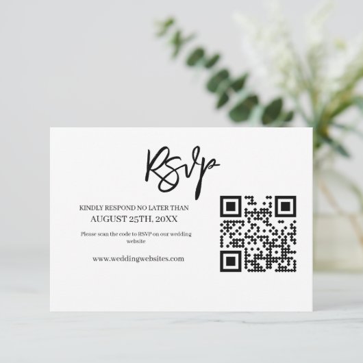 Modern Script QR Code Wedding Website RSVP (Debout devant)