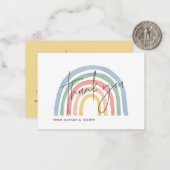 Modern Script Rainbow baby shower Dank u Notitiekaartje (Voorkant / Achterkant in situ)