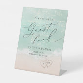 Modern Script Sand Hearts Beach Guest Book Sign Reclamebord Met Voetstuk (Voorkant)