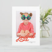 Modern script vreugdevolle kleuren één foto feestdagenkaart (Staand voorkant)