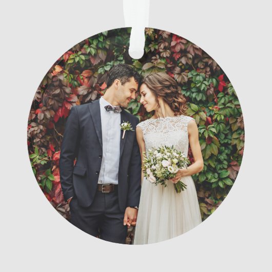 Modern Script Wedding Photo Mr. & Mrs. Ornament (achterkant)