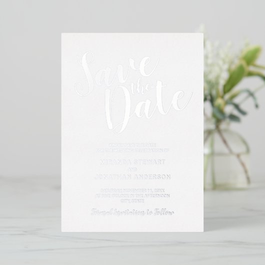 Modern Script Wedding Save the Date Silver Folie Uitnodiging (Staand Voorkant)