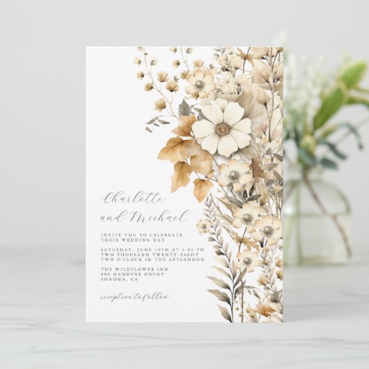 Modern Script Wildflower bruiloft Kaart (Staand voorkant)