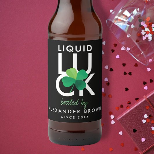 Modern Shamrock Liquid Luck Zwart Wit Groen Bier Etiket