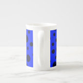 Modern Simple Black polka dot on Blue pattern Porselein Kop (Achterkant)