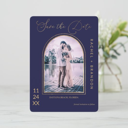 Modern Simple Gold Navy Blue Arch Wedding Save The Date (Staand voorkant)