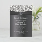 Modern Snow Leopard Black Ribbon Sweet 16 Kaart (Staand voorkant)