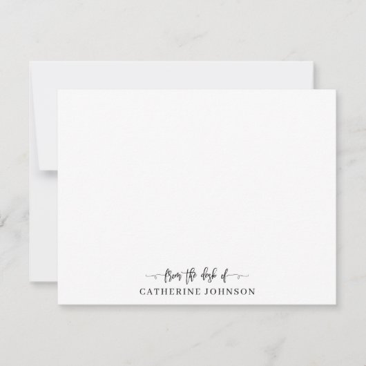 Modern stijlvol script op het bureau van de naam z notitiekaartje (Voorkant)