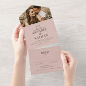 Modern stoffig Roos Monogram Fotobruiloft All In One Uitnodiging (Afscheurbaar)