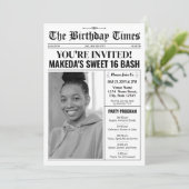 Modern Sweet 16 Uitnodiging met Programma Krant (Staand voorkant)