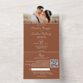 Modern Terracotta Foto QR Code Rsvp Weddenschap All In One Uitnodiging (Binnen)