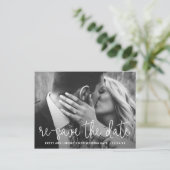 Modern Thin Script Photo Wedding Postponement Aankondigingskaart (Staand voorkant)