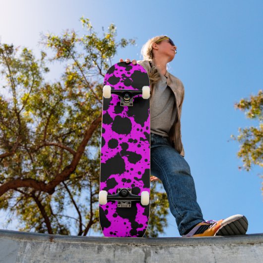 Modern Trendy Black en Pink Skateboard (Buiten 1)
