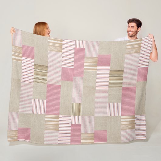 Modern Trendy Patchwork Quilt roze Beige Stripes Fleece Deken (In situ)