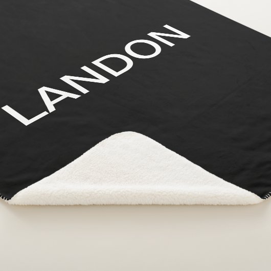 Modern uitziende vet zwart wit tekst sherpa deken (3/4)