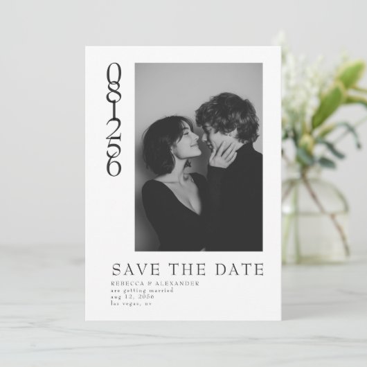 Modern Vertical Date Editorial Photo Wedding Save The Date (Staand voorkant)