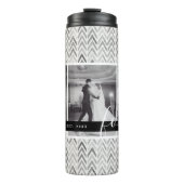 Modern Wedding Photo Monogram en datum van vastste Thermosbeker (Voorkant)