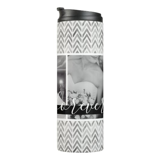 Modern Wedding Photo Monogram en datum van vastste Thermosbeker (Geroteerd rechts)