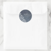 Modern White Berries sprig Dark Blue Kerstmis Ronde Sticker (Tas)