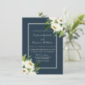 Modern White Floral Elegant Greenery Wedding Kaart (Staand voorkant)