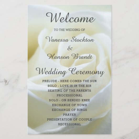 Modern White Rose Wedding Programme (Voorkant)
