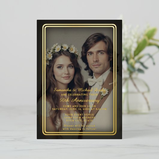 Modern  zwart en goud 50e Jubileum Folie Uitnodiging (Staand Voorkant)