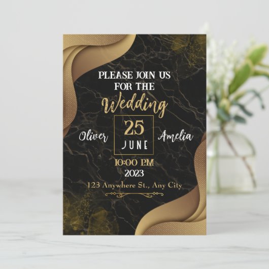 Modern zwart en goud marmeren bruiloft ontwerp kaart (Staand voorkant)