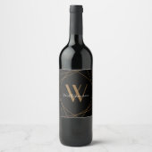 Modern Zwart Goud Monogram Naam Script Geometrisch Wijn Etiket (Voorkant)
