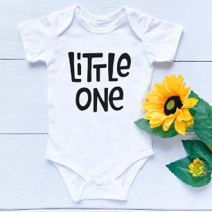 Modern Zwart Scandi Uw "kleine" MOM Tekst Romper