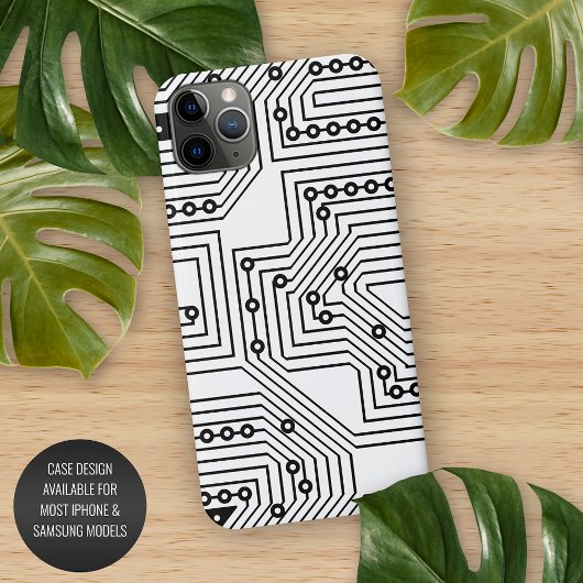 Modern zwart-wit computercircuitpatroon iPhone hoesje