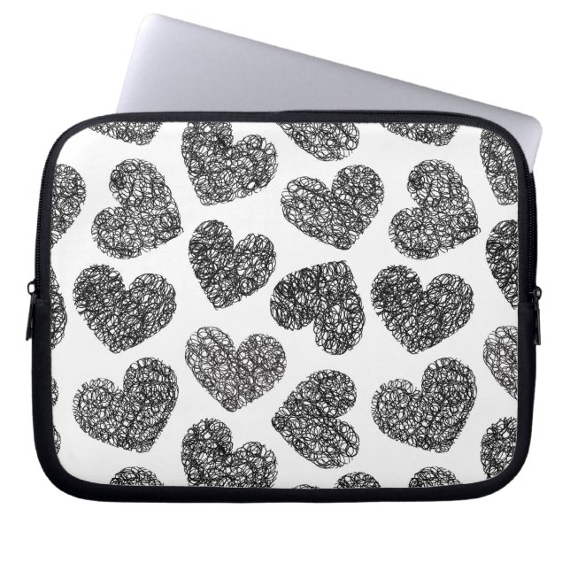 Modern zwart-wit Doodle Hearts Pattern Laptop Sleeve (Voorkant)