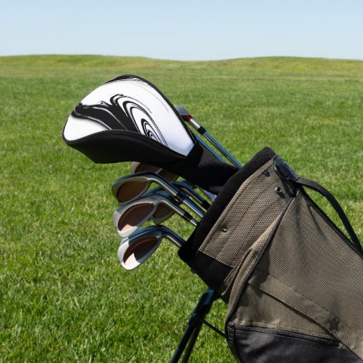 Modern zwart-wit golfheadcover (Insitu)