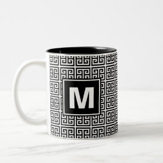 Modern zwart-wit monogram tweekleurige koffiemok