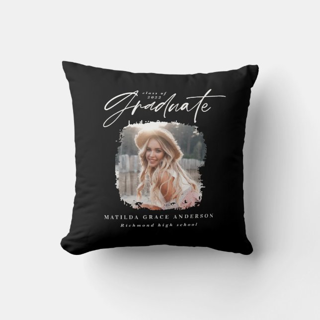 Modern zwart wit script foto elegant afstuderen kussen (Voorkant)
