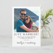 Modern zwart-witscript minimalistisch huwelijk aankondiging (Staand voorkant)