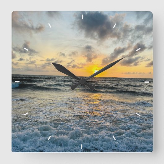 Moderne aangepaste Photo Mint Eenvoudig Mooi Cadea Vierkante Klok (Voorkant)