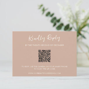 Moderne Aardse Neutrale QR Code Eenvoudige Huwelij RSVP Kaartje