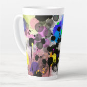 Moderne abstracte kleurrijke verfsplaat latte mok (Linkerhoek)