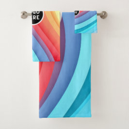 Moderne Abstracte regenbooggolven met je Logo Bad Handdoek