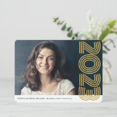 Moderne Afstudeerder klasse jaarstrepen Afstuderen Aankondiging (Staand voorkant)